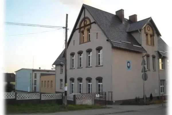 Dzień Chłopaka w SP 12 Mysłowice: kolorowe eksperymenty w klasie 3a