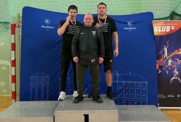Zapaśnicy z Mysłowic wicemistrzami Polski w barwach Śląska